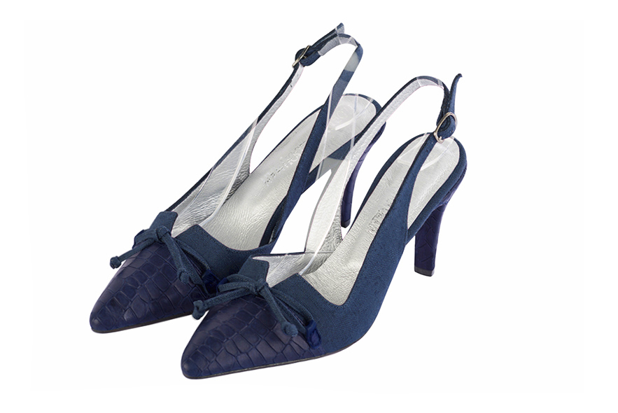 Women's navy blue elegant slingback heels, with a bow on the front. Tapered toe. High slim heel - Front view